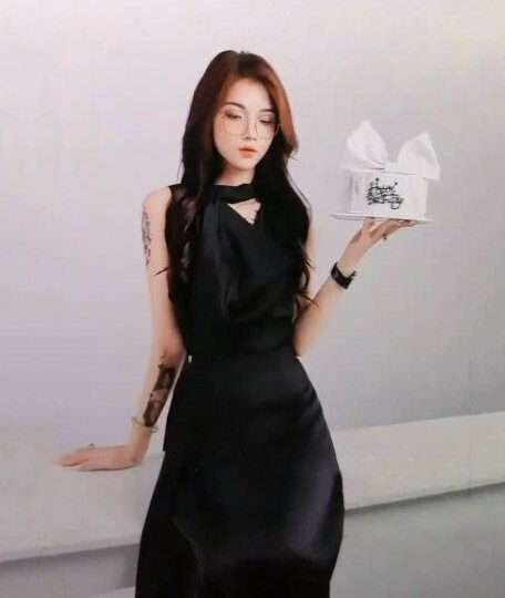 Ảnh 5 của Clip sex Tàu khựa qua việt nam chơi gái – Phần 14 (Tay vịn Hoài Thu 98 B&B KTV Bắc Ninh)