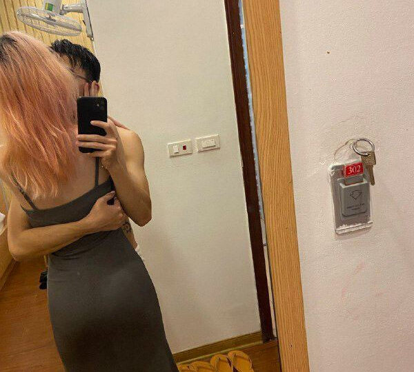 Ảnh 2 của Địt em tóc hồng loli rên rỉ cực nứng
